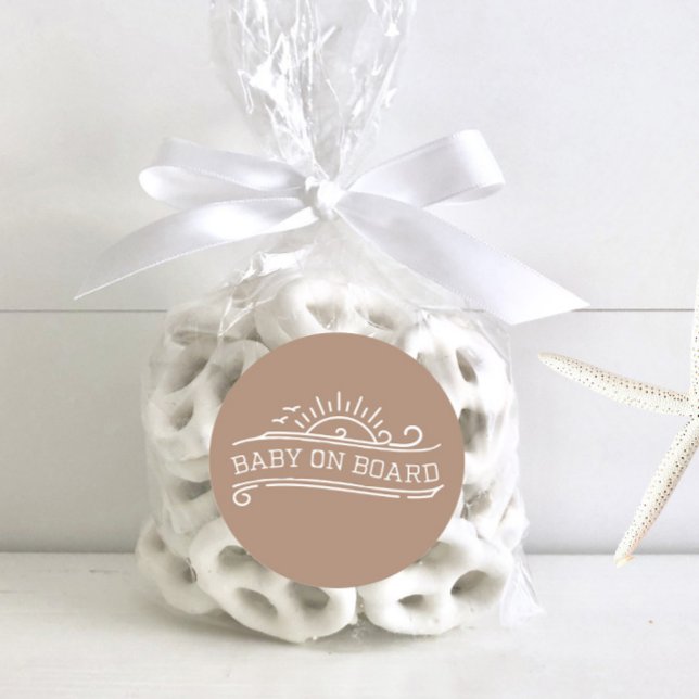 Adesivo Bebê no Conselho surfando Chá de fraldas neutro (Criador carregado)