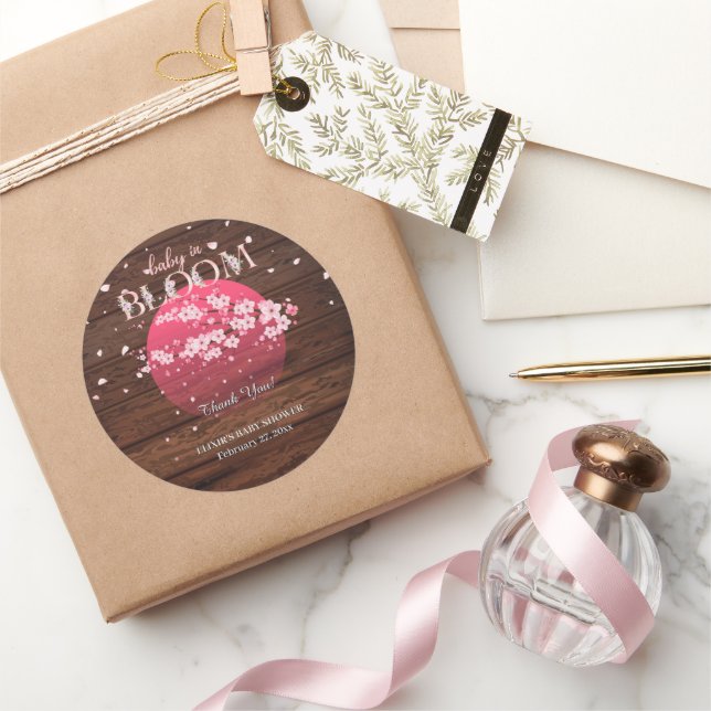 Adesivo Bebê Russo no Bloom Sakura Cerejeira Flor (Presentear)