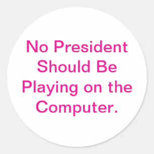 Adesivo Bebê Trump Brinca no Computador Hankamer Artjunkha