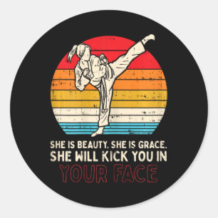 Adesivo Bela Graça Te Chuta Na Cara Rapariga Karate Taekwo