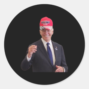 Adesivo Biden Usa um Chapéu Trump 2024