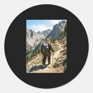 Adesivo Bigfoot caminhando engraçado sasquatch mochilão