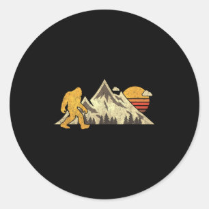Adesivo Bigfoot Vintage Mountain Sun Sasquatch Camping Hik