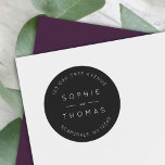 Adesivo Black Wedding Return Address Modern<br><div class="desc">Este adesivo de endereço de volta do casamento mostra os nomes do casal do casamento e o endereço em branco contra uma cor preta. Veja os itens de casamento correspondentes aqui https://www.zazzle.com/collections/119930609931325936 Personalize-o substituindo o texto do marcador de posição. Para obter mais opções, como alterar a fonte, seu tamanho e...</div>