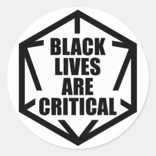 Adesivo BLM Black Lives são críticas [B&W]