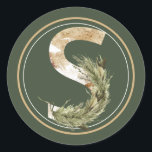 Adesivo Boho Christmas Monograma S com Greenery<br><div class="desc">O adesivo MONOGRAM com tema de inverno é perfeito para convites,  papéis de carta,  convites para casamento,  Natal e muito mais.</div>