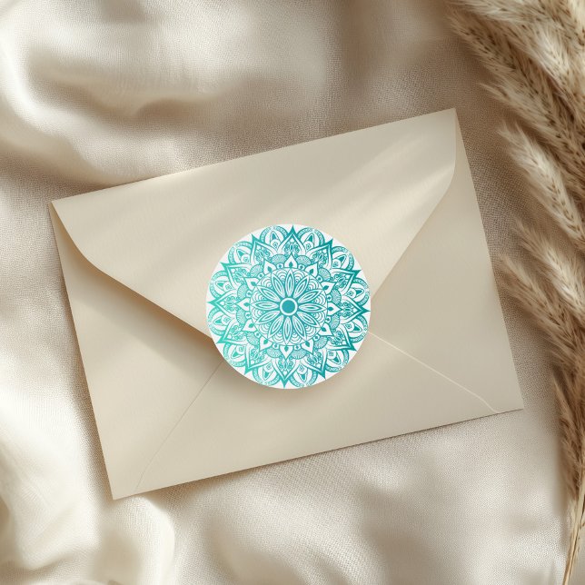 Adesivo Boho Mandala Turquesa (Boho Turquoise Mandala Classic Round Sticker on an elegant envelope.)