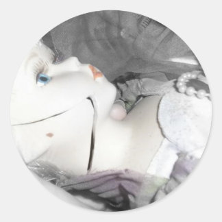 Adesivo Boneca quebrada