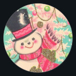 Adesivo Bonito Retro Christmas Snowman<br><div class="desc">Bonita Vintage Retrorna Pau Clássico De Neve.</div>