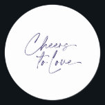 Adesivo Brinde ao Sticker de Amor – Fundo Branco<br><div class="desc">Celebre o amor com estilo com este adesivo elegante "Brinde ao amor", apresentando um fundo branco limpo e tipografia azul-marinho profunda. O design minimalista e moderno torna-o perfeito para selar caixas de favores de casamento, sacolas de presentes ou adicionar um detalhe refinado à papelaria do seu evento. Um toque simples,...</div>