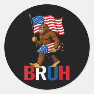 Adesivo Bruh Bigfoot Fireworks American Flag Patriótico 4º