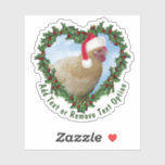 Adesivo Buff Orpington Chicken Wreath Christmas<br><div class="desc">* Um pouco de frango de Natal, Duckie, o Galinha Buff Orpington, vestindo um lindo Chapéu Santa numa coraçãozinha de férias em forma de coração. * Várias opções de tamanho e escolha matemática brilhante ou transparente! * Adicione seu texto, nome da família, evento, ano ou mensagem curta ou remova a...</div>