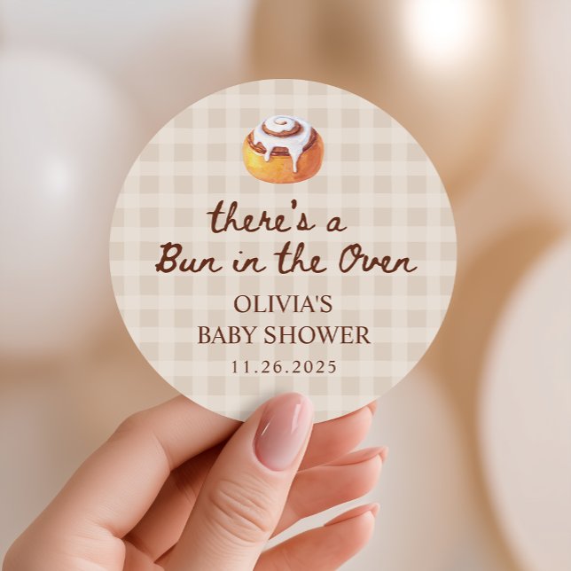 Adesivo Bun in the Oven Gingham Bakery Baby Shower Favor (Criador carregado)