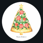 Adesivo Buon Natale Italiana Felry Christmas Pizza Slice<br><div class="desc">Ilustração de uma fatia de pizza em forma de árvore de Natal decorada com verduras,  azeitonas e fatias de tomate e cortada com uma estrela. O texto editável diz,  "Buon Natale."</div>