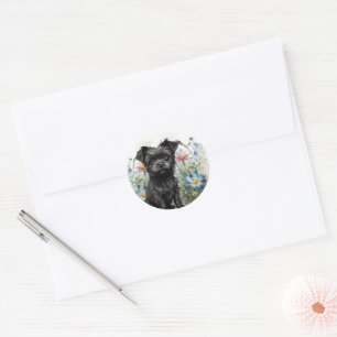 Adesivo Cachorro Affenpinscher Fofo em um Campo de Flores 