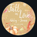 Adesivo Cair no Amor Folha de Outono Amarela Monograma de<br><div class="desc">Adesivos de lembrancinhas de casamento com tema rústico "Fall in Love" apresentam folhagem outonal laranja e dourada, uma abóbora pintada em aquarela de outono e monograma personalizável com os nomes dos noivos e data do casamento em um fundo amarelo de folha de outono. Exclusivamente projetado para você pelo Happy Dolphin...</div>