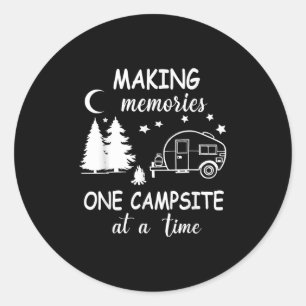 Adesivo Camping Divertido Criando Memórias Uma Área de Aca