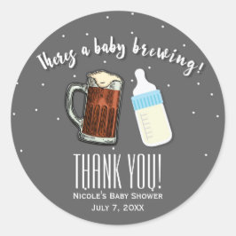 Adesivo Caneca de cerveja para chá de bebê There's A Baby 