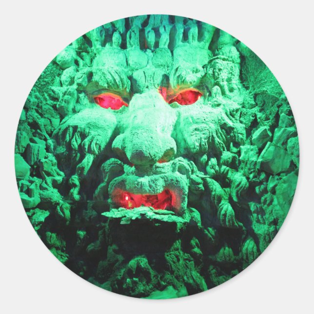 Adesivo Cara Assustadora Mascarada na Rocha (Frente)