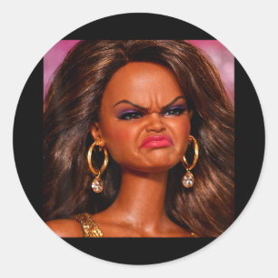 Adesivo Cara de boneca preta de desgosto irritado meme rea