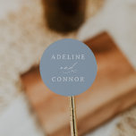 Adesivo Casamento de Caligrafia Azul Elegante<br><div class="desc">Adicione um toque final às suas cartas de casamento,  decoração e mais com estes adesivos rochosos e elegantes e azuis.</div>
