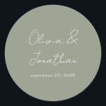 Adesivo Casamento de Script Verde de Sage Mínimo Simples<br><div class="desc">Simples Maneira Mínima de Manuscrito Verde Clássico Arredondado De Casamento</div>