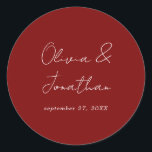 Adesivo Casamento de Script Vermelho Simples e Mínimo Burg<br><div class="desc">Adesivo Clássico Redondo Clássico de Casamento com Script Vermelho Mínimo Simples</div>