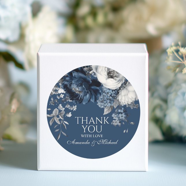 Adesivo Casamento Floral Moderno de Blues e Cinzas (Modern Blues & Gray Floral Wedding Classic Round Sticker)