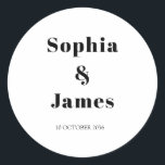 Adesivo Casamento Minimalista Branco da Tipografia Negra<br><div class="desc">Personalize facilmente substituindo cada informação. Verifique a visualização antes de adicionar ao carrinho. Exibir o link de coleção nesta página para ver todos os itens correspondentes neste design</div>