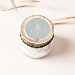 Adesivo Casamento Verde do Sage com o Monograma Elegante<br><div class="desc">Um adesivo verde de casamento leve e empoeirado com um design de monograma de folha de forma minimalista.</div>