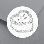 Adesivo Casamento Whimsical Com Bolo De Vintagem Desenhado<br><div class="desc">Vintage Cake Casado com Vintage. Estes adesivos de casamento redondos personalizados apresentam uma simples ilustração de bolo no estilo vintage no centro, revestidos com as iniciais do monograma do casal e a data de casamento para um toque eterno e elegante. O design minimalista usa uma mistura de fontes clássicas de...</div>