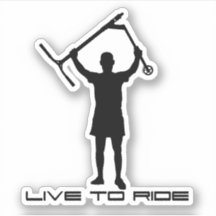 Cavaleiro do patinete Stunt. Viver para passear