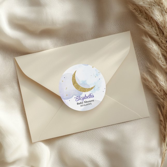 Adesivo Chá de fraldas da Lua com brilho do ouro (Golden Glitter Moon Baby Shower Classic Round Sticker on an elegant envelope)