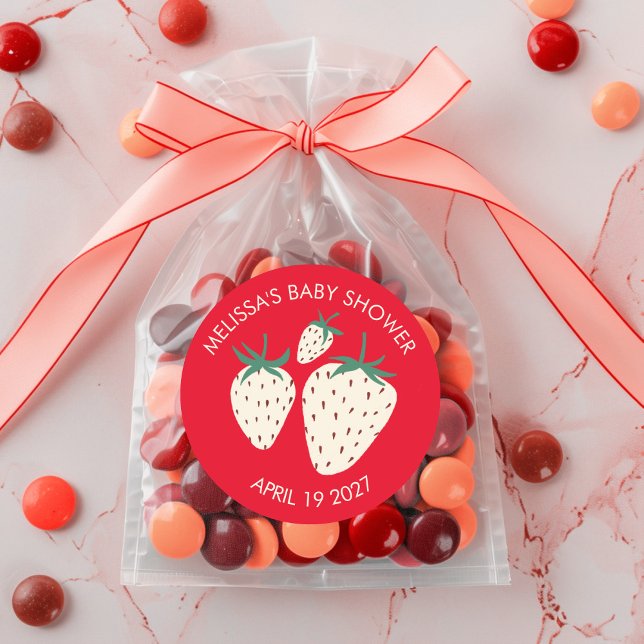 Adesivo Chá de fraldas de amoreira branca de morango branc (White Strawberry Cute Pineberry BABY SHOWER Custom Classic Round Sticker
)