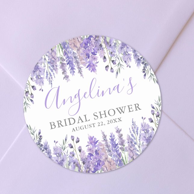 Adesivo Chá de Noiva Floral Roxo (Purple Floral Bridal Shower Classic Round Sticker)