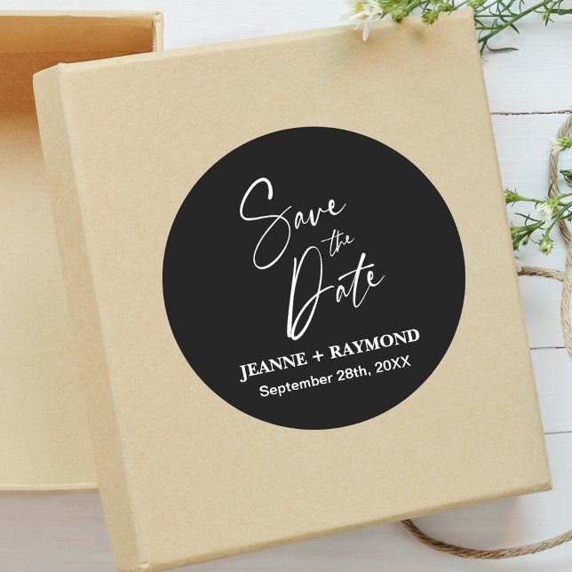 Adesivo Chamada Caligráfica Romântica para Casamento Data  (Romantic black calligraphy sticker adds elegant style to wedding save the date invitations.)