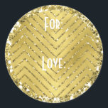 Adesivo Chevron Stickers (1 1/2" ou 3") "Chevron Dourado"<br><div class="desc">Chanucá/adesivos Holiday, "Chevron Dourado." Personalize alterando o tamanho, estilo, cor e texto da fonte. Tantos usos: De e para adesivos de presentes, Obrigado a você sobre bolsas de tratamento, Tópicos de Bolo (colar no estoque pesado, colar no autocolante, colar na parte traseira do estoque de papelão), ou sobre Etiquetas de...</div>
