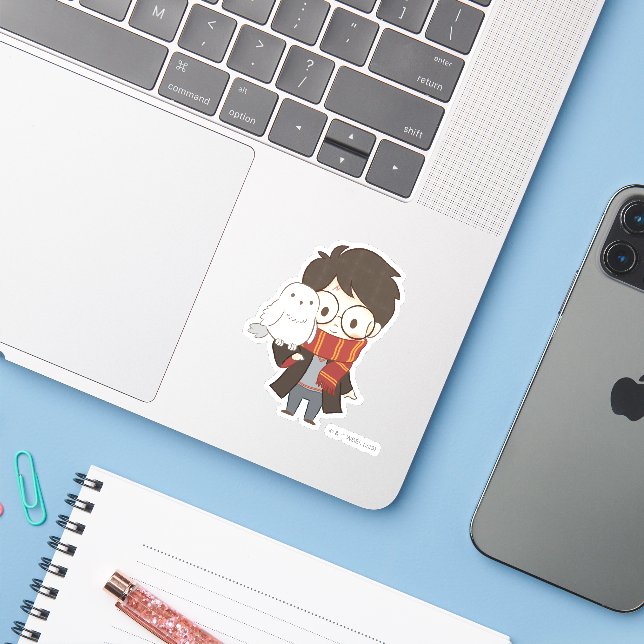 Adesivo Chibi HARRY POTTER™ & Hedwig (Notebook com iPhone)