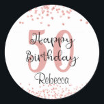 Adesivo Chic 50th Birthday Rosa Dourado Glitter Name<br><div class="desc">Comemore um aniversário de 50 anos (ou qualquer aniversário de idade) com esses adesivos personalizados projetados com o confete rosa dourado e um título moderno de BIRTHDAY HAPPY personalizado com sua idade e nome ou outro texto. Ideal para selos de envelope e presentes de favor. Entre em contato com o...</div>
