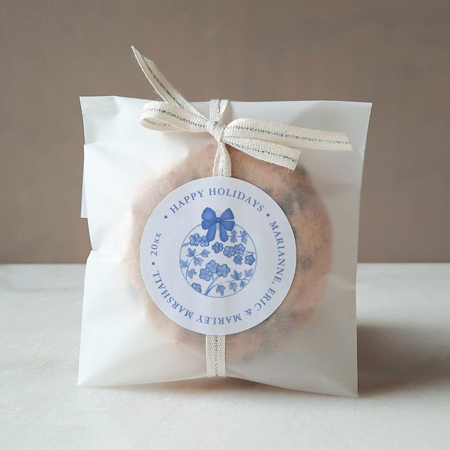 Adesivo Chinoiserie Azul E Branco Feliz Natal (Happy Holidays or Merry Christmas sticker design featuring a blue and white Chinoiserie bauble)