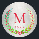 Adesivo Christmas Laurel Wreath Berries Monogrammed<br><div class="desc">Feche os cartões de Natal com este adesivo festivo. Este design apresenta um fundo falso prateado com uma coroa laranja em tons de verde com bagas vermelhas. No centro está o seu monograma inicial e o ano para você personalizar. Concebido pelo artista mundialmente famoso ©Tim Coffey.</div>