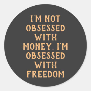 Adesivo Citação Motivacional com Texto bege em T-Shirt
