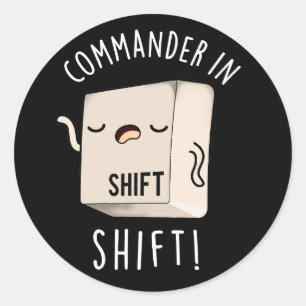 Adesivo Comandante na Camisa Teclado Engraçado Pun Dark BG