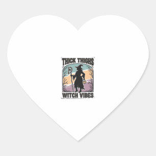 Adesivo Coração Camiseta Vintage de Halloween Thick Thighs Witch V