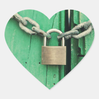 Adesivo Coração Madeira russa e cadeado