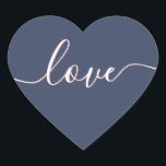 Adesivo Coração Marinho de Script de Amor Elegante Azul e Sombra R<br><div class="desc">Script de amor moderno em branco com um efeito de sombra cor-de-rosa pincelado em um adesivo de forma cardíaca azul-marinho. Bonita para favores de casamento,  selando envelopes de convite de casamento e para qualquer festa temática de amor.</div>