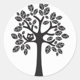 Adesivo Coruja pequena em uma árvore grande