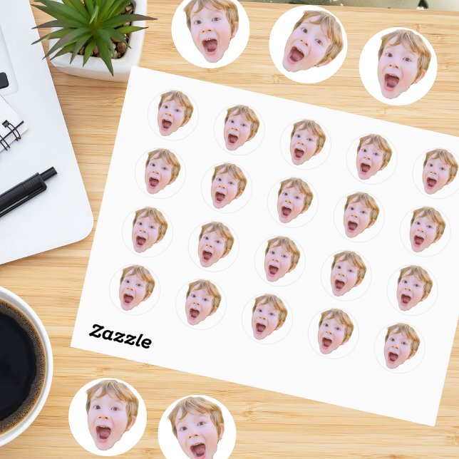 Adesivo Crie seu próprio rosto fotográfico (Criador carregado)