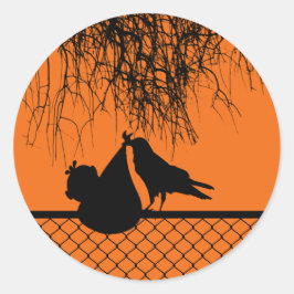 Adesivo Crow com Bebê na Cerca