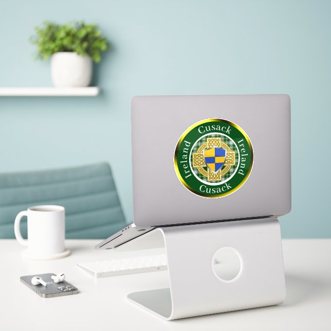 Adesivo Cusack Shield & Celtic Cross Personalizado (Laptop na mesa)